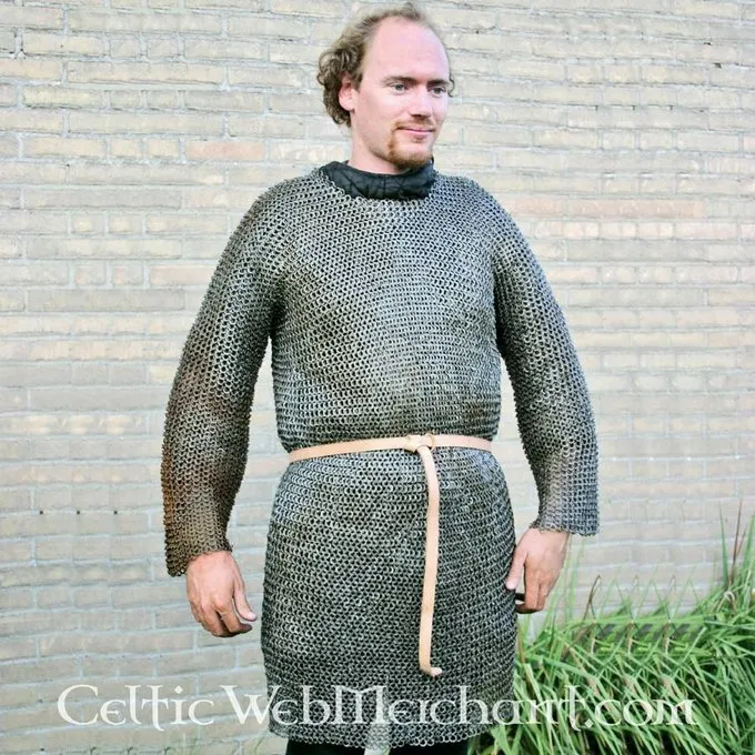 Ulfberth Haubert à Manches Longues, Anneaux Ronds-rivets Ronds, 8mm 4 Ulfberth Haubert à Manches Longues, Anneaux Ronds-rivets Ronds, 8mm – Image 4