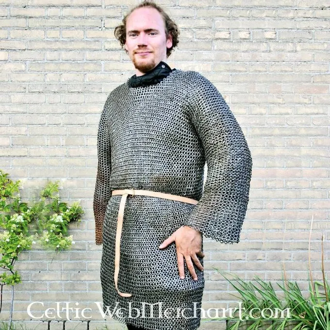 Ulfberth Haubert à Manches Longues, Anneaux Ronds-rivets Ronds, 8mm 6 Ulfberth Haubert à Manches Longues, Anneaux Ronds-rivets Ronds, 8mm – Image 6